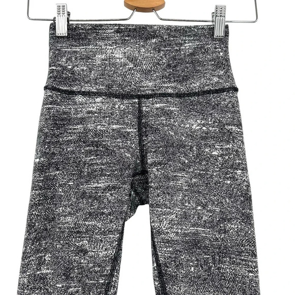 Lululemon Wunder Under Hi-Rise 7/8‎ Tight *25" Rush Jacquard Black White Size 4 - Picture 2 of 7